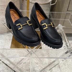 Zodiac Women's Gemma Hardware Lug Sole Loafers